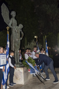 Με ιδιαίτερη συγκίνηση πραγματοποιήθηκε την Τετάρτη 24 Σεπτεμβρίου, η κεντρική εκδήλωση Τιμής & Μνήμης «40 μέρες μετά…» για τους εκτελεσμένους του Μπλόκου της Κοκκινιάς.