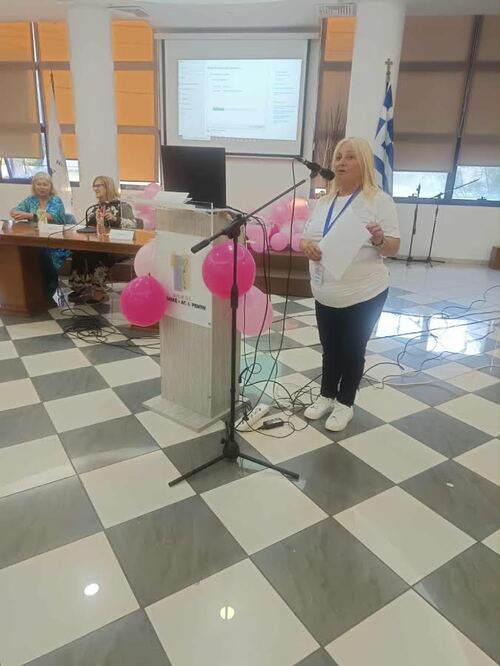 Με αφορμή την Παγκόσμια Ημέρα κατά του Καρκίνου του Μαστού, ο Δήμος Νίκαιας – Αγ.Ιωάννη Ρέντη, διοργάνωσε στο Δημαρχείο Νίκαιας, την Παρασκευή 3 Οκτωβρίου, μια ξεχωριστή ημερίδα αφιερωμένη στην ενημέρωση, ευαισθητοποίηση και πρόληψη για τον καρκίνο του μαστού.