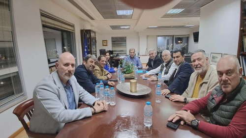 Συνάντηση Δημάρχου Νίκαιας – Αγίου Ιωάννη Ρέντη και Εμπορικού Συλλόγου με τον Αντιπεριφερειάρχη Πειραιά