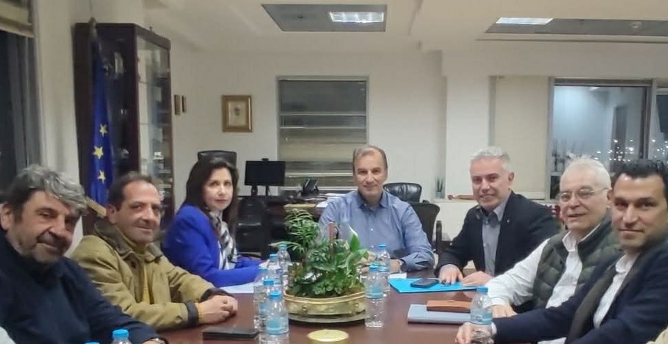 Συνάντηση Δημάρχου Νίκαιας – Αγίου Ιωάννη Ρέντη και Εμπορικού Συλλόγου με τον Αντιπεριφερειάρχη Πειραιά